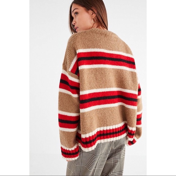 *LAST ONE!* UO Oversized Striped Boyfriend Sweater - Picture 8 of 8
